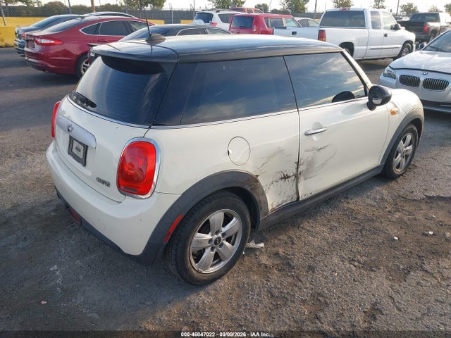 صورة 4 لـ 2015 MINI HARDTOP COOPER