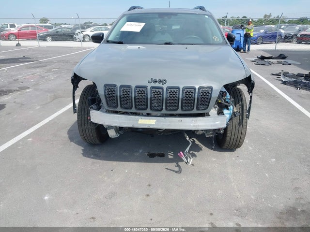 2023 JEEP CHEROKEE ALTITUDE LUX 4X4 6