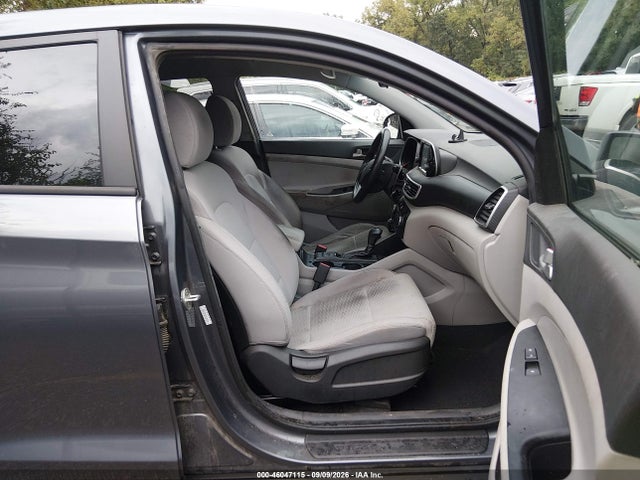2021 HYUNDAI TUCSON SE 5