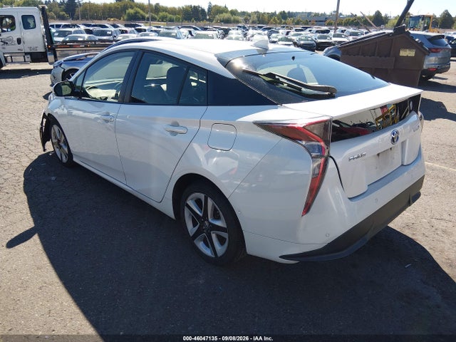 2017 TOYOTA PRIUS THREE TOURING 3