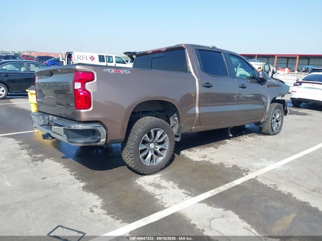 2019 CHEVROLET SILVERADO 1500 LT 4