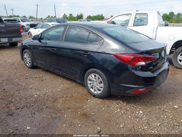 2019 HYUNDAI ELANTRA SE 3