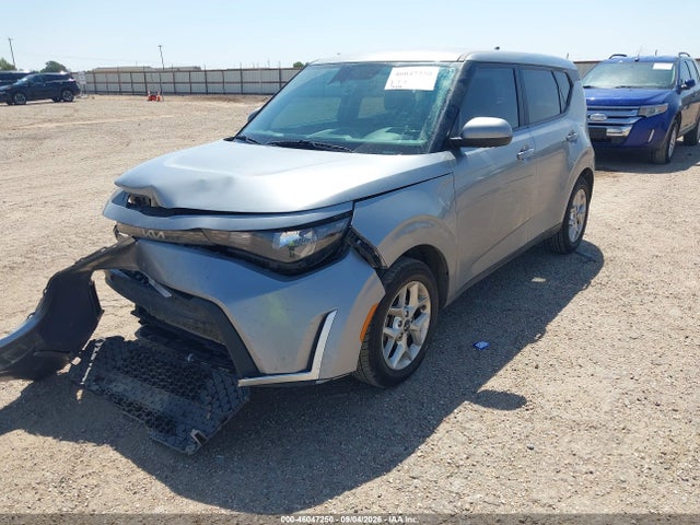 2023 KIA SOUL LX 2