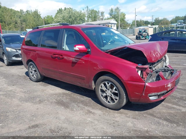 2014 KIA SEDONA LX