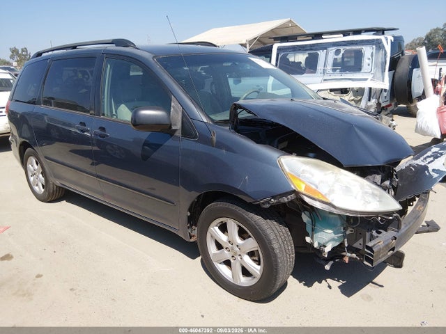 2008 TOYOTA SIENNA LE