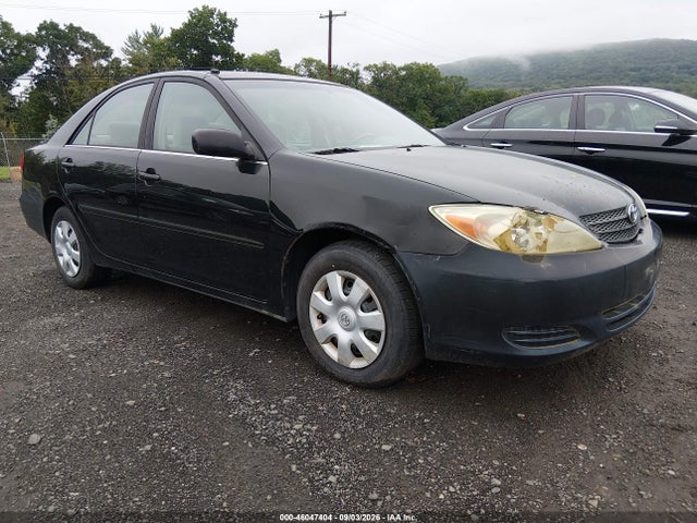 2004 TOYOTA CAMRY LE
