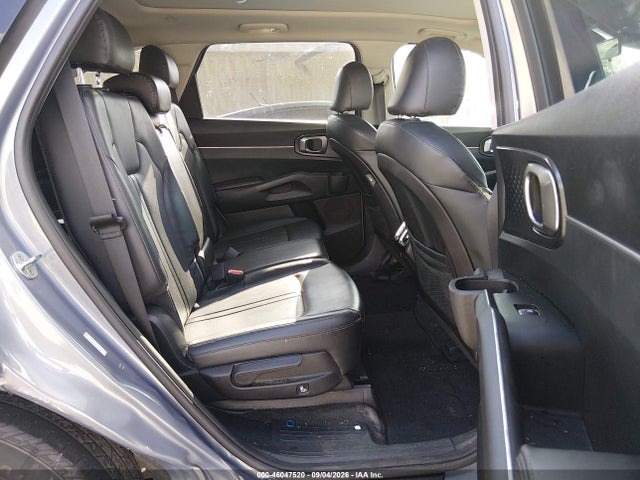 2022 KIA SORENTO S 8