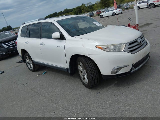2013 TOYOTA HIGHLANDE LIMITED V6