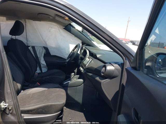 2019 NISSAN KICKS S 5