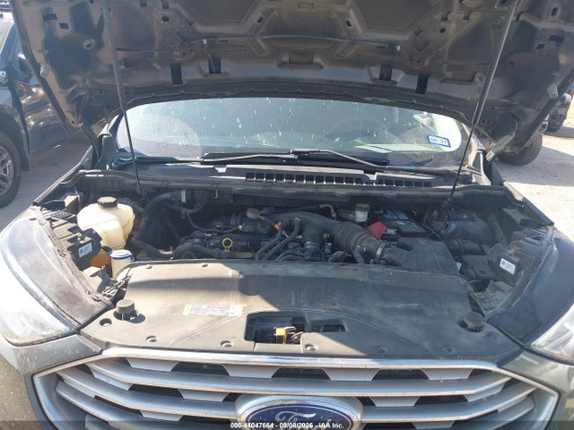 2019 FORD EDGE SE 10