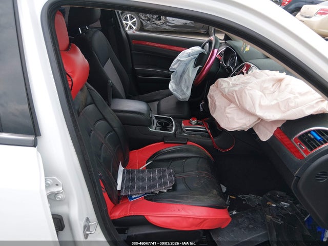 2019 CHRYSLER 300 TOURING 5