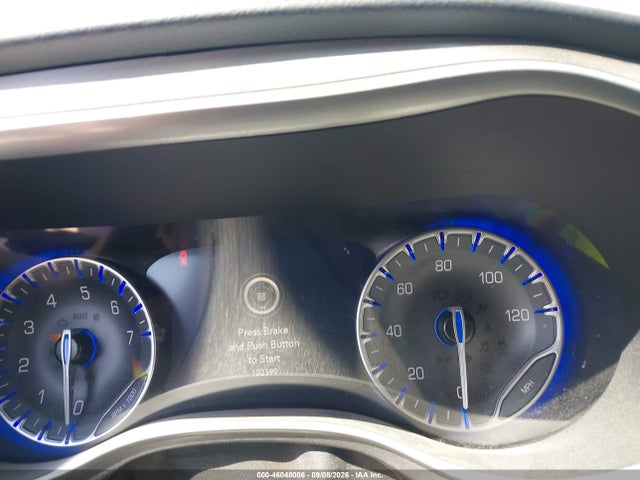 2023 CHRYSLER PACIFICA TOURING L 7