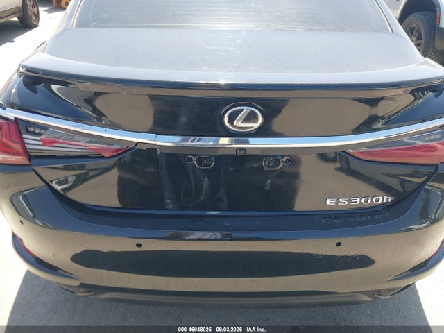 2024 LEXUS ES 300H 17