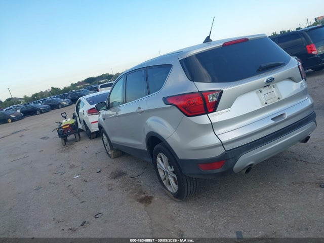 2019 FORD ESCAPE SE 3