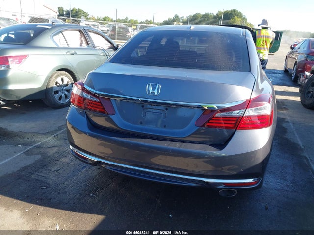2017 HONDA ACCORD EX 16