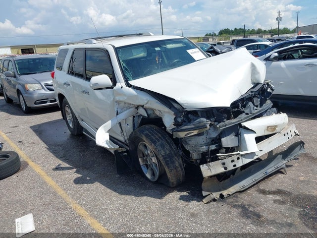 2013 TOYOTA 4RUNNER SR5