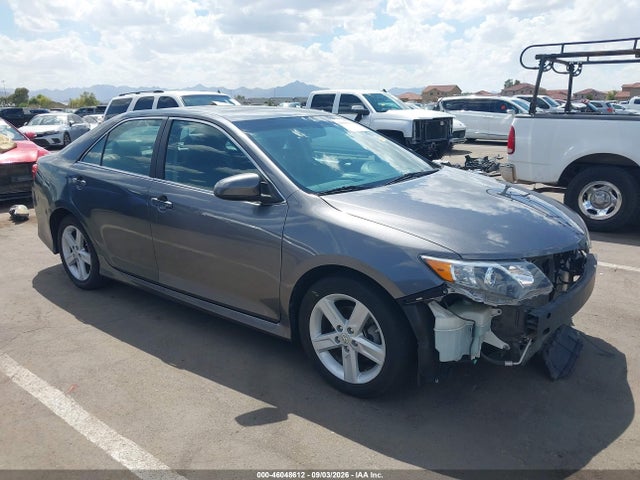 2012 TOYOTA CAMRY SE