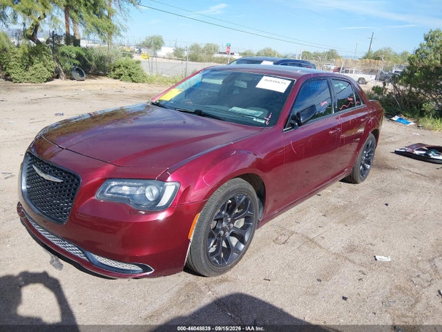 2019 CHRYSLER 300 TOURING 2