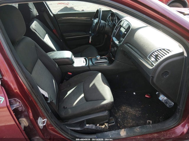 2019 CHRYSLER 300 TOURING 5
