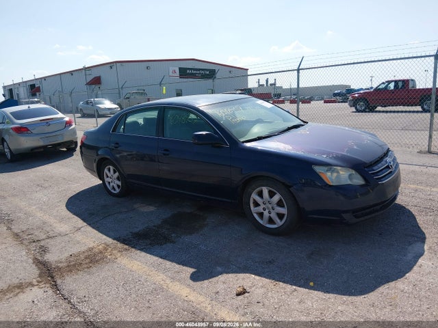 2006 TOYOTA AVALON XL