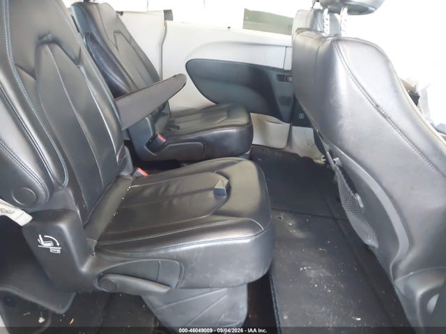 2021 CHRYSLER PACIFICA TOURING L 8