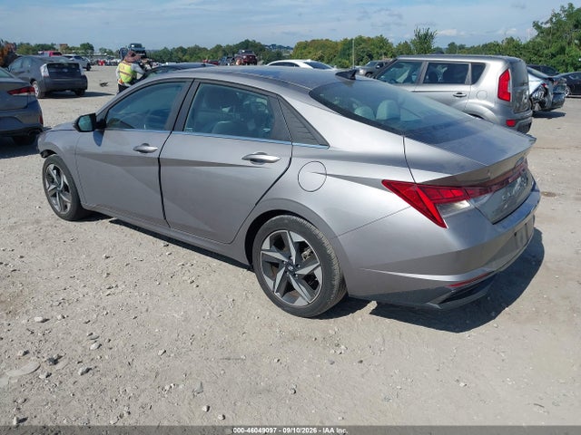 2023 HYUNDAI ELANTRA LIMITED 3