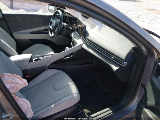 2023 HYUNDAI ELANTRA LIMITED 5