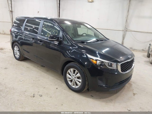 2016 KIA SEDONA LX