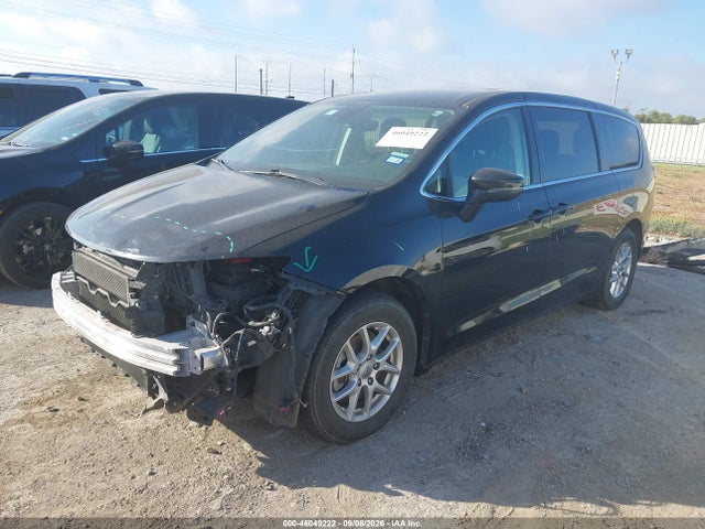 2023 CHRYSLER VOYAGER LX 2