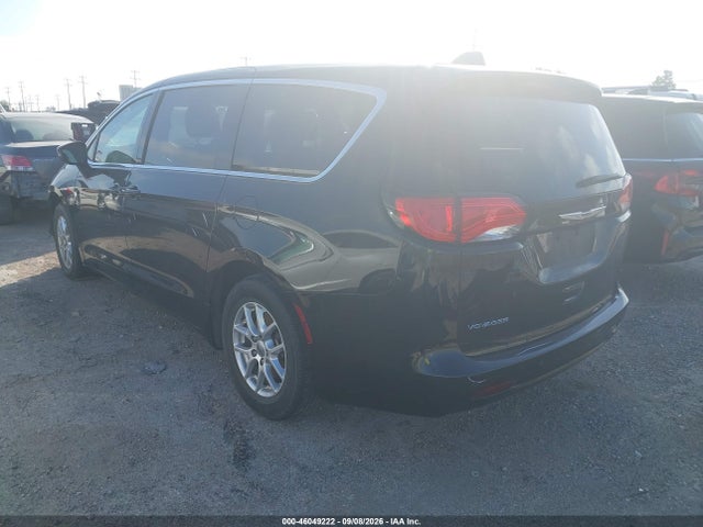 2023 CHRYSLER VOYAGER LX 3