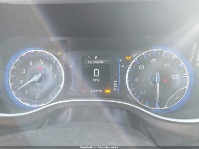 2023 CHRYSLER VOYAGER LX 7