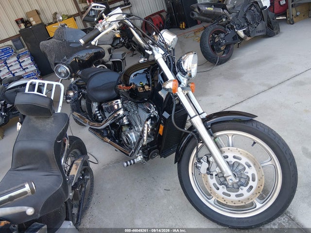 2000 HONDA VT1100 C