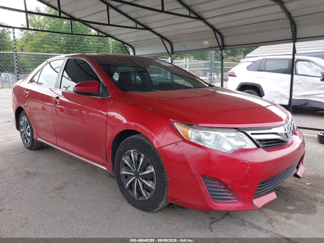 2014 TOYOTA CAMRY LE