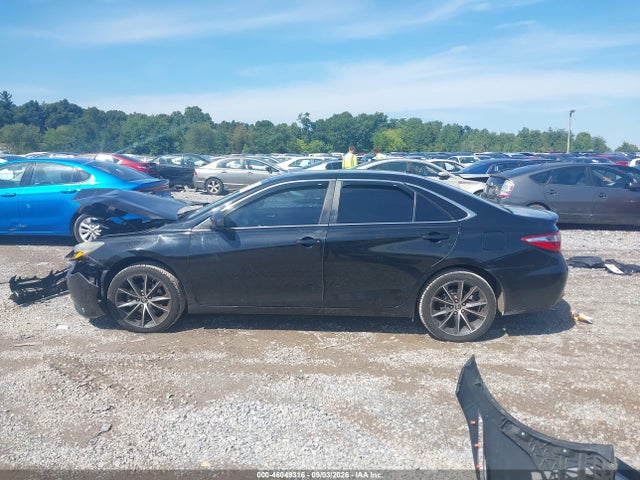 2015 Toyota CAMRY XSE — фото 14
