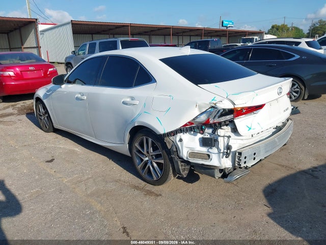 2019 LEXUS IS 300 3