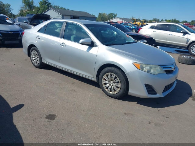 2013 TOYOTA CAMRY LE
