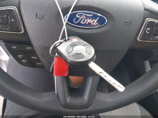 2017 FORD ESCAPE SE 11