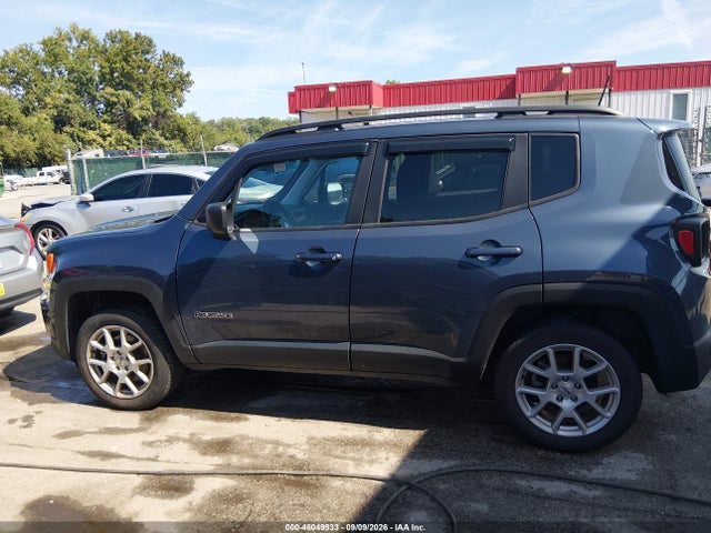 2022 JEEP RENEGADE LATITUDE 4X4 14