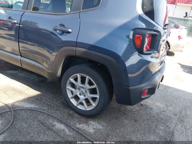 2022 JEEP RENEGADE LATITUDE 4X4 6