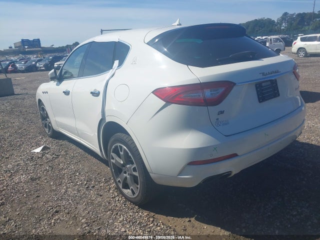 2019 MASERATI LEVANTE 3