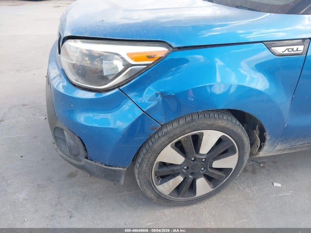 2019 KIA SOUL + 6