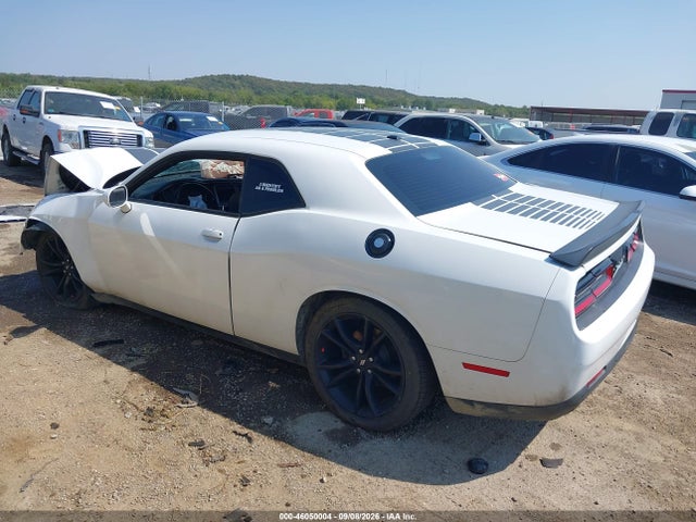2018 DODGE CHALLENGER SXT 3