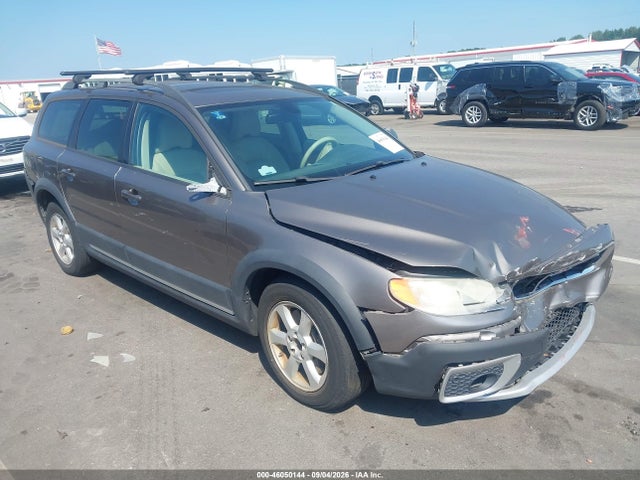 2008 VOLVO XC70 3.2