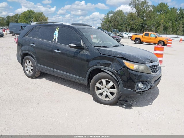 2011 KIA SORENTO LX