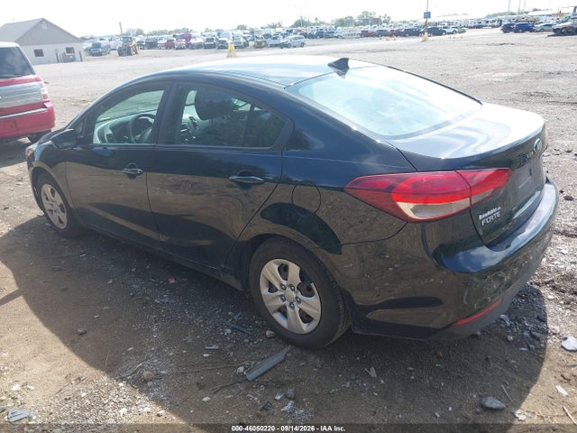 2017 KIA FORTE LX 3