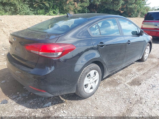 2017 KIA FORTE LX 4