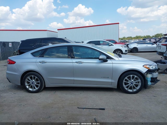 2019 FORD FUSION HYBRID SE 14