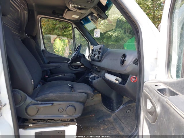 2021 MERCEDES-BENZ SPRINTER 2500 STANDARD ROOF V6 5
