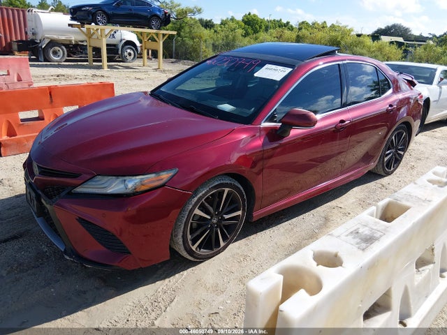 2018 TOYOTA CAMRY XSE 2