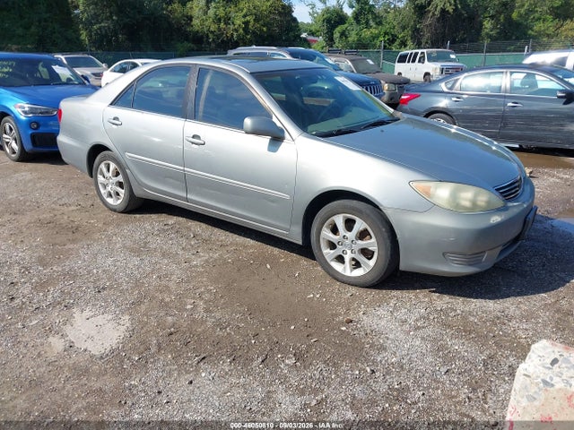 2005 TOYOTA CAMRY LE